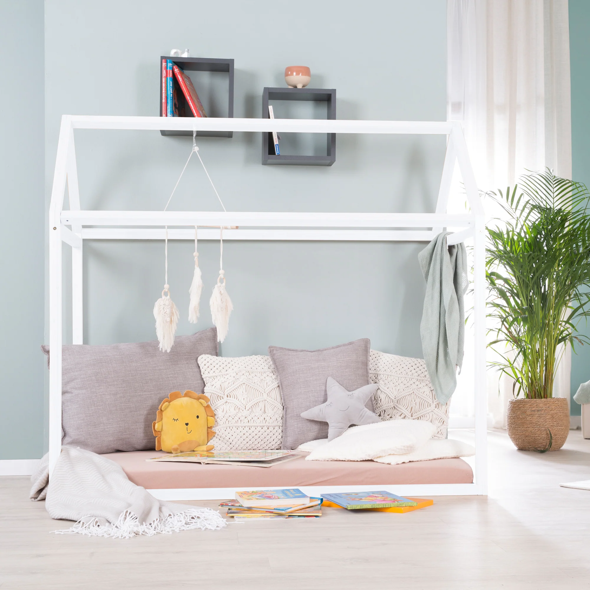 Hausbett 70 x 140 cm - Montessori-Bett aus Holz weiß lackiert - FSC zertifiziert - Image 5