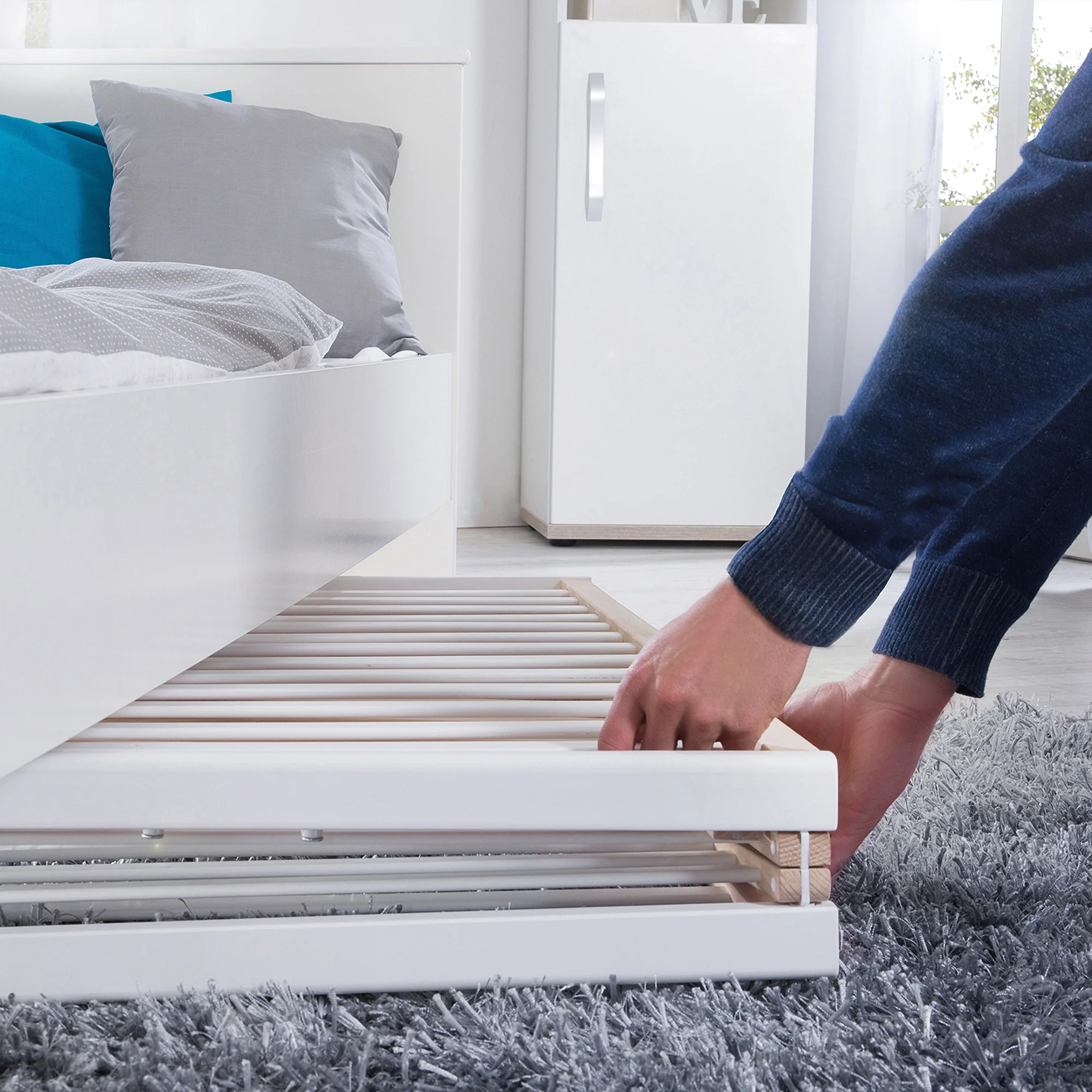 Klappbett 'Fold Up', 60 x 120 cm, Holz weiß, 2-fach höhenverstellbar, inkl. Rollen - Image 6