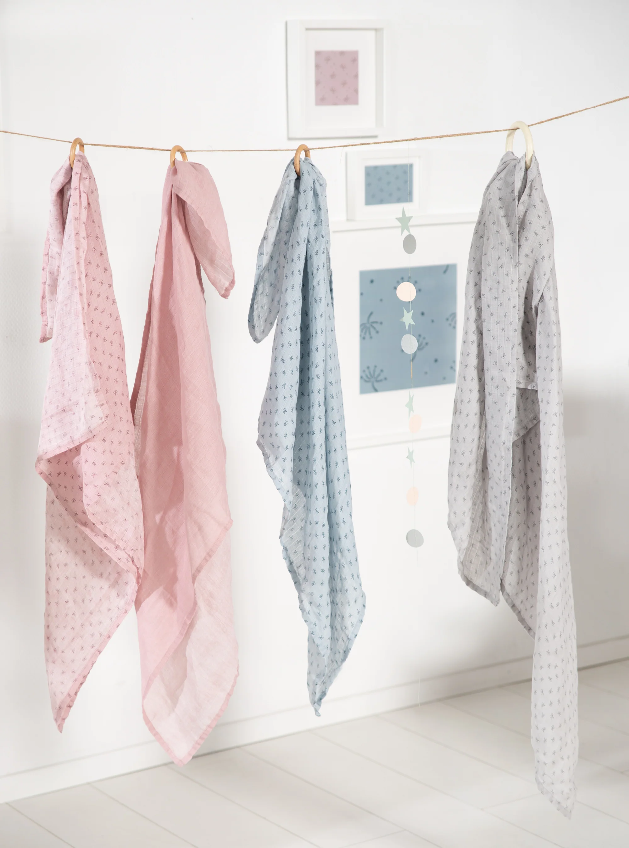 Organic 2er Set Puck- & Stilltuch 'Lil Planet' rosa/mauve, Bio-Baumwolle, GOTS, 120 x 120 cm - Image 9