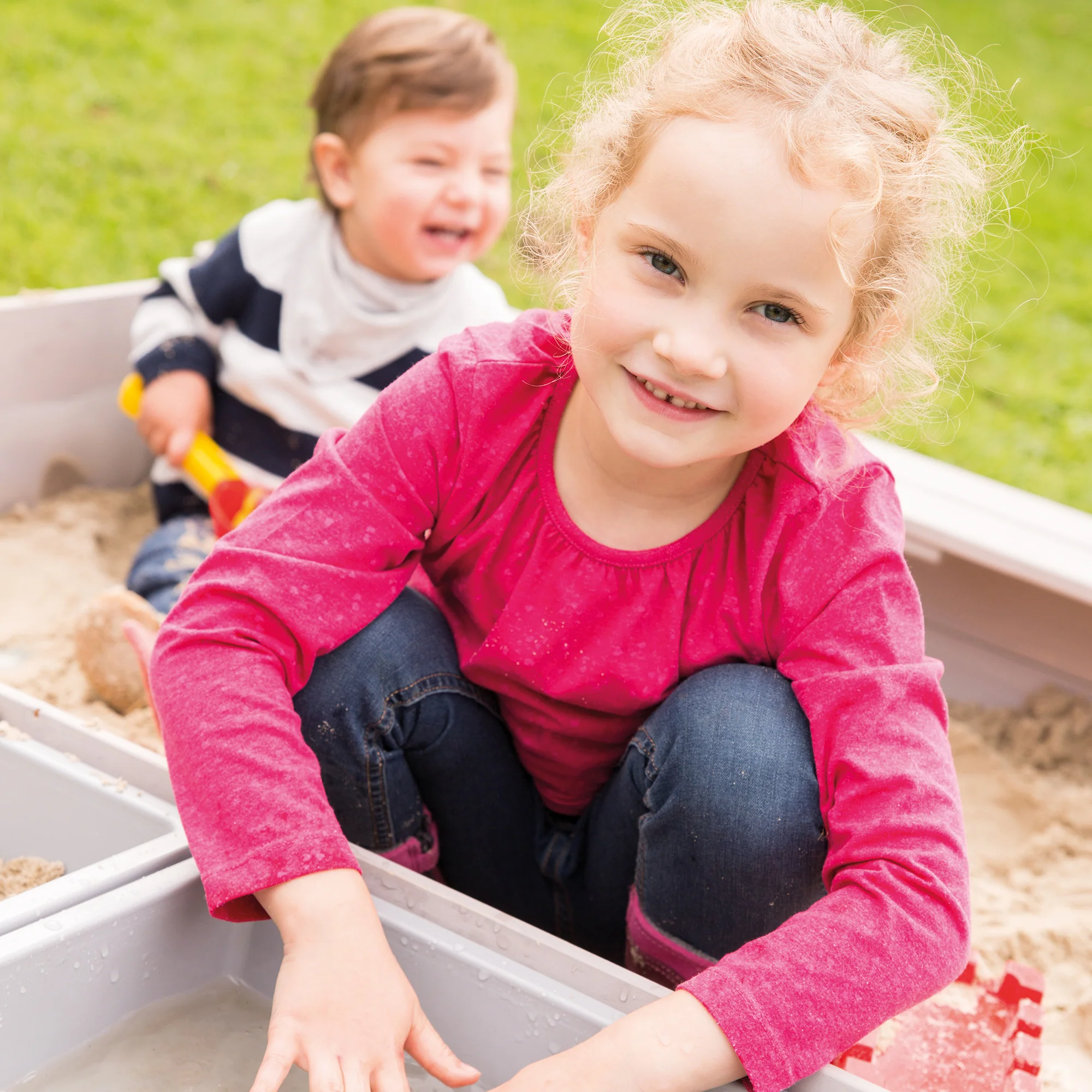 Sandkasten 'Outdoor +' mit 2 Spielwannen, Holzsandkasten aus wetterfestem Massivholz, grau lasiert - Image 7