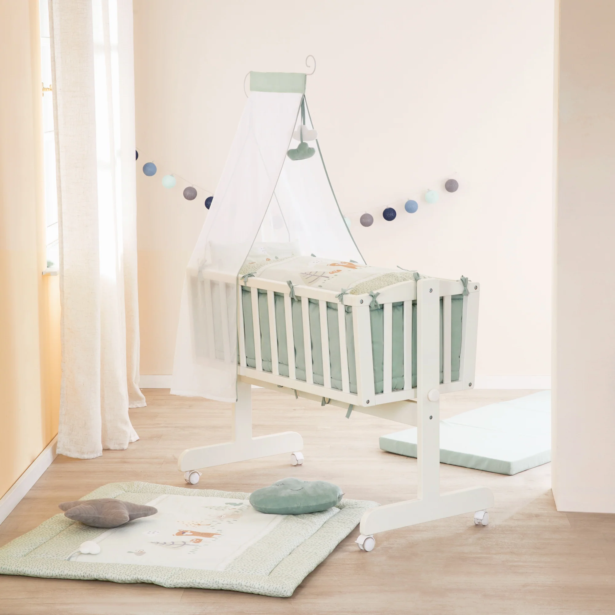 Babywiege 'Woodland Buddies' 40 x 90 cm inkl. Zubehör - Weiß / Pastellgrün - Image 7